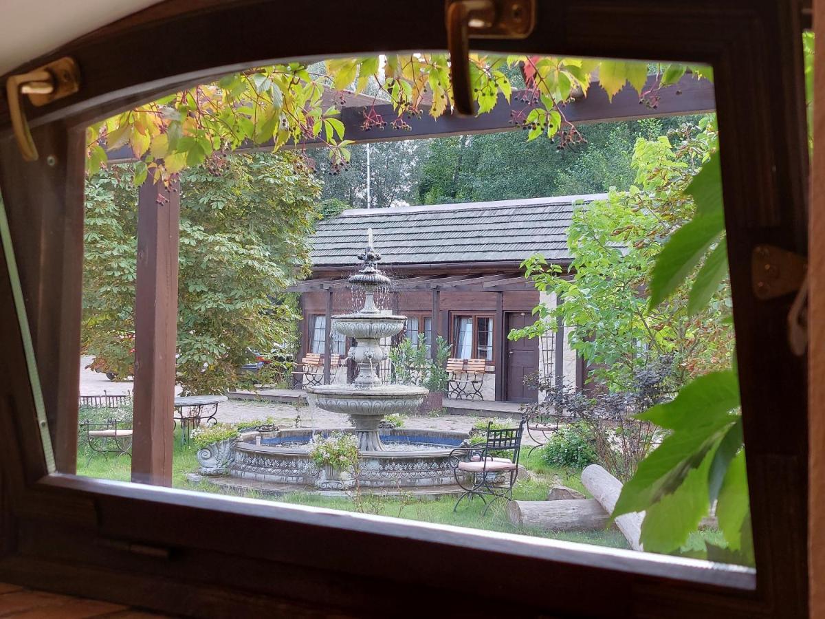 Tamarynowa Osada - Kraina Udanego Wypoczynku Villa Lowyn Екстериор снимка